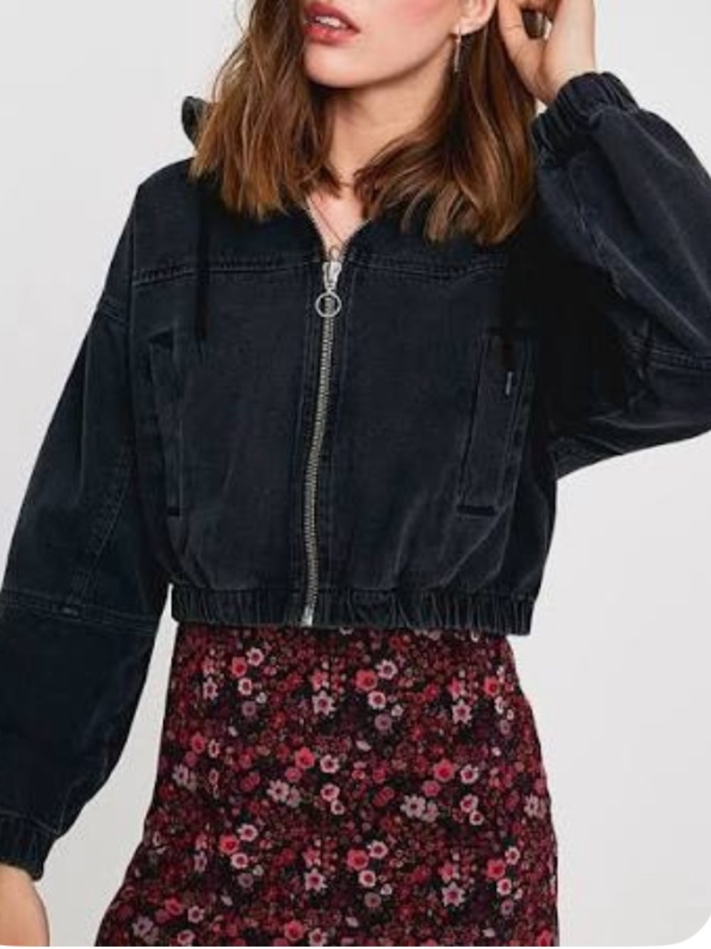 BDG Urban Outfitters Black Hooded Crop Denim Jacket - Size Large